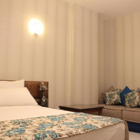 Camelot Hotel Jounieh Eksteriør bilde