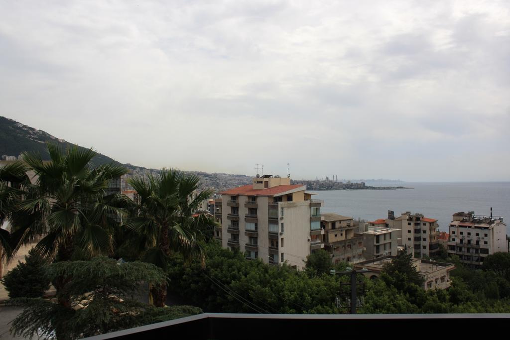 Camelot Hotel Jounieh Eksteriør bilde